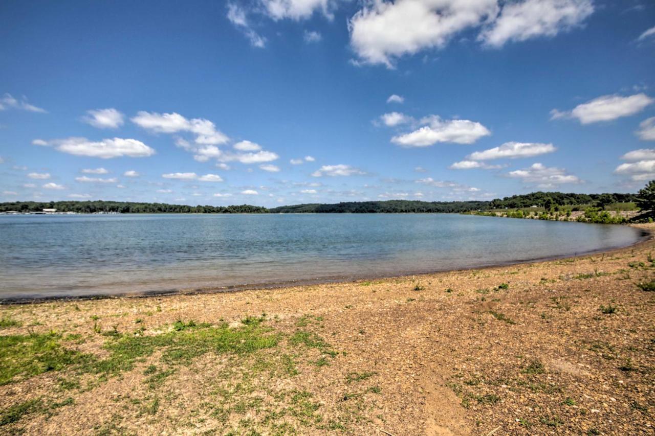 Modern Eckerty Home With Deck On Patoka Lake! Taswell Bagian luar foto